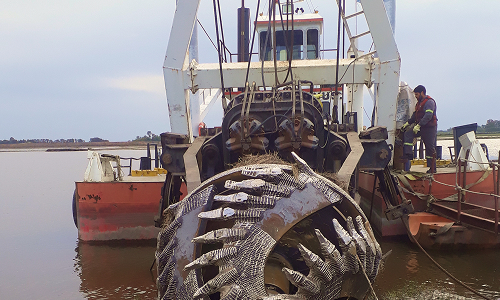 Proyecto de retrofit y automatización de draga Micaela